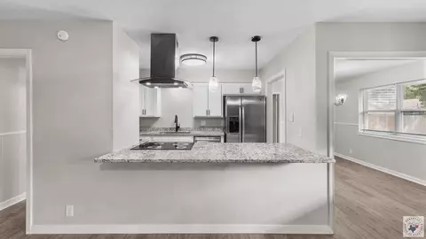 Kitchen - 16 Broadmoor Dr Texarkana Ar 71854, Texarkana, AR 71854 photo 1 of 2
