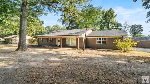 Exterior - 16 Broadmoor Dr Texarkana Ar 71854, Texarkana, AR 71854 photo 2 of 10