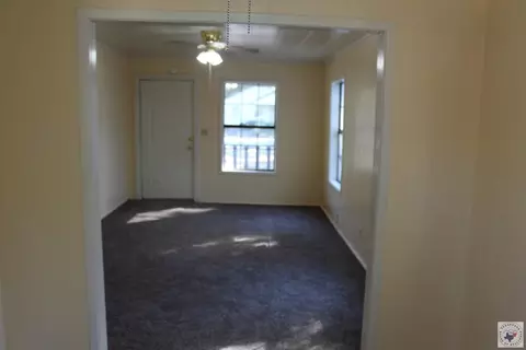 Living - 320 E 13th Street Hope Ar 71801, Hope, AR 71801 photo 3 of 3