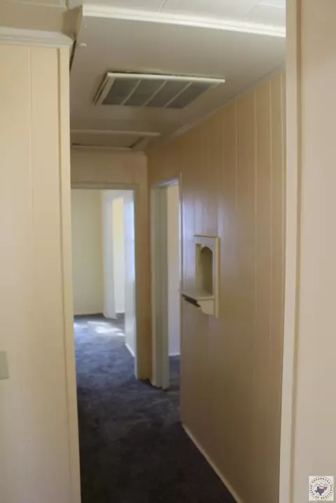 Entry Way - 320 E 13th Street Hope Ar 71801, Hope, AR 71801 photo 2 of 2