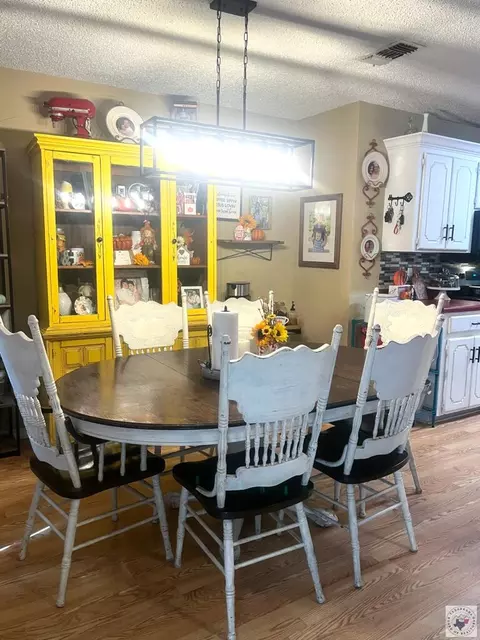 Dining - 3609 Fairfield Texarkana Ar 71854, Texarkana, AR 71854 photo 2 of 2