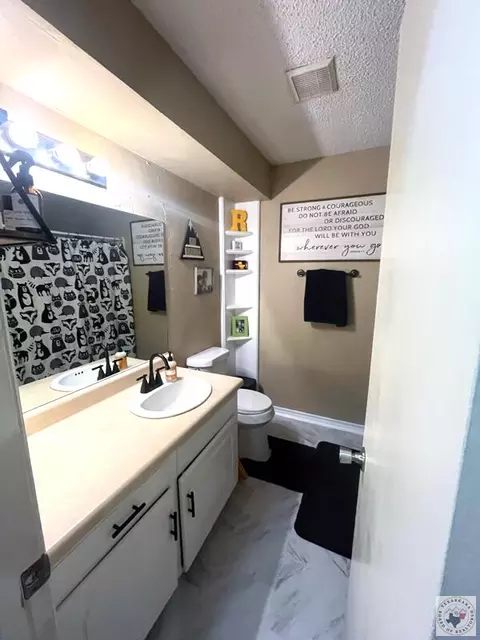 Bath - 3609 Fairfield Texarkana Ar 71854, Texarkana, AR 71854 photo 3 of 3