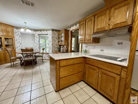 Kitchen - 5906 Oak Hollow Texarkana Ar 71854, Texarkana, AR 71854 photo 5 of 6