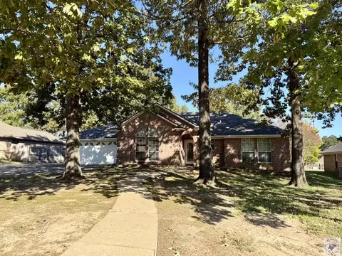 Exterior - 5906 Oak Hollow Texarkana Ar 71854, Texarkana, AR 71854 photo 2 of 10