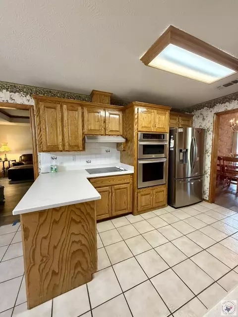 Kitchen - 5906 Oak Hollow Texarkana Ar 71854, Texarkana, AR 71854 photo 3 of 6