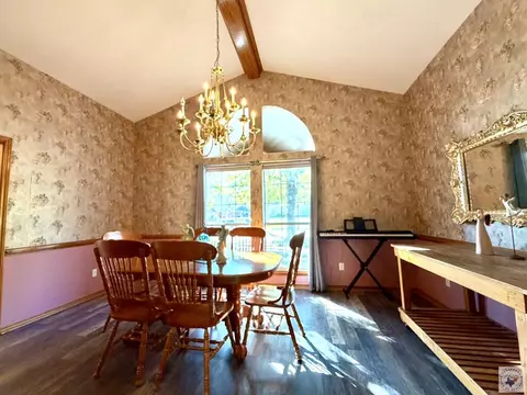 Dining - 5906 Oak Hollow Texarkana Ar 71854, Texarkana, AR 71854 photo 2 of 4