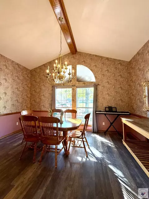 Dining - 5906 Oak Hollow Texarkana Ar 71854, Texarkana, AR 71854 photo 3 of 4