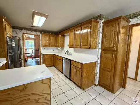 Kitchen - 5906 Oak Hollow Texarkana Ar 71854, Texarkana, AR 71854 photo 6 of 6