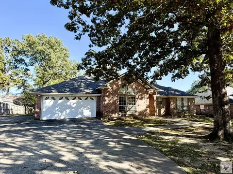 Exterior - 5906 Oak Hollow Texarkana Ar 71854, Texarkana, AR 71854 photo 4 of 10
