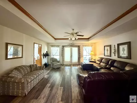 Living - 5906 Oak Hollow Texarkana Ar 71854, Texarkana, AR 71854 photo 2 of 3