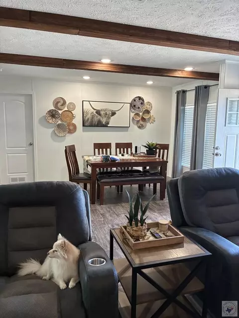 Dining - 55 Barkman Bend Rd Hooks Tx 75561, Hooks, TX 75561 photo 2 of 2