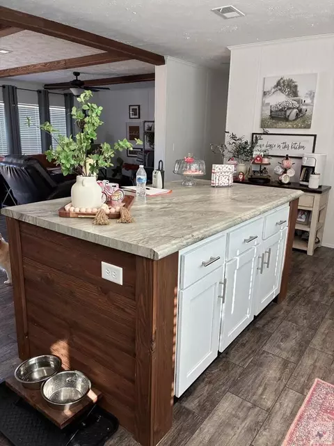 Kitchen - 55 Barkman Bend Rd Hooks Tx 75561, Hooks, TX 75561 photo 8 of 10