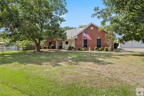 301 San Jacinto Maud Tx 75567, Maud, TX 75567