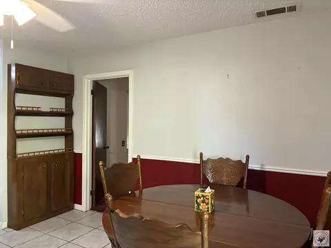Dining - 3700 Peace Ln Texarkana Ar 71854, Texarkana, AR 71854 photo 2 of 2