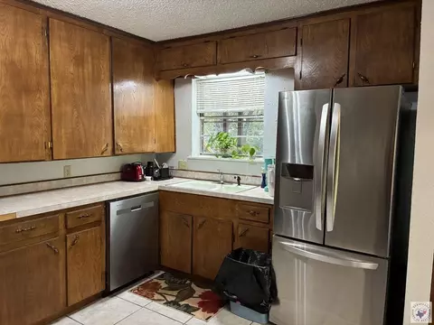 Kitchen - 3700 Peace Ln Texarkana Ar 71854, Texarkana, AR 71854 photo 5 of 5