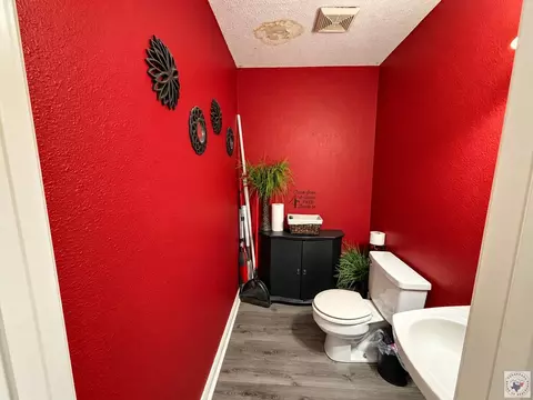 Bath - 5606 Woodline Dr Texarkana Ar 71854, Texarkana, AR 71854 photo 1 of 3
