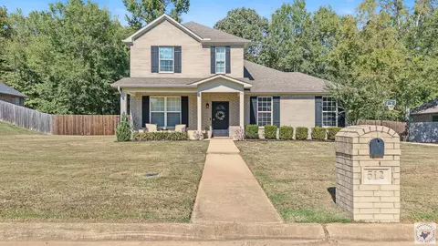 512 Mitchell Ryan Wake Village Tx 75501, Wake Village, TX 75501