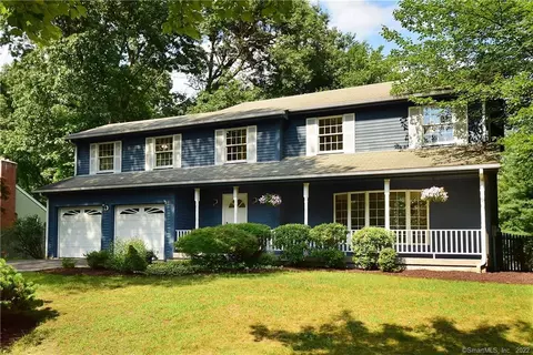 27 Ethan Dr, Windsor, CT 06095 photo 1