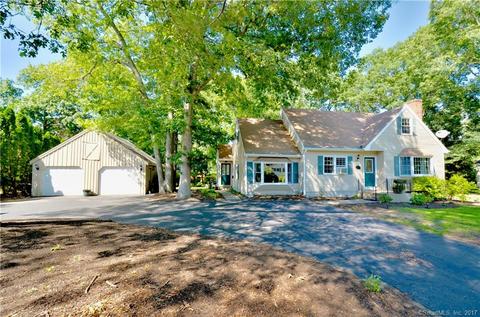 28 Taft St, Killingly, CT 06239 photo 1