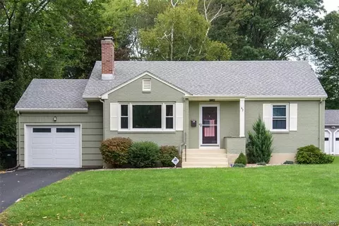 47 Kenwood Rd, Wethersfield, CT 06109 photo 1
