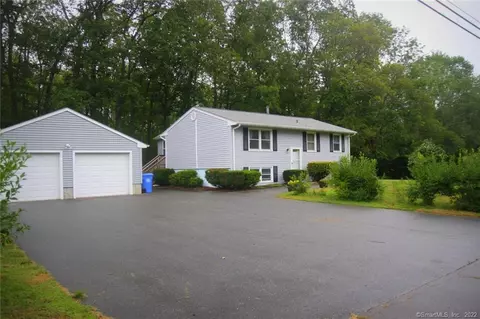 149 Meeting House Ln, Ledyard, CT 06339 photo 1