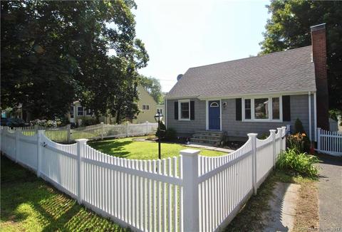 390 Edison Rd, Trumbull, CT 06611 photo 1