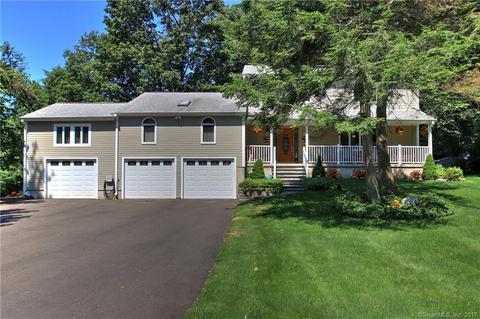 560 Broadview Rd, Orange, CT 06477 photo 1