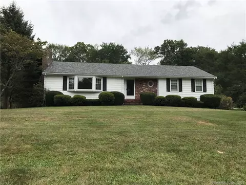 441 David Ct, Orange, CT 06477 photo 1
