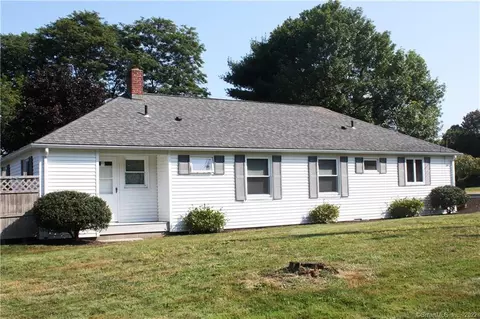 102 Circle Dr, Bantam, CT 06750 photo 1