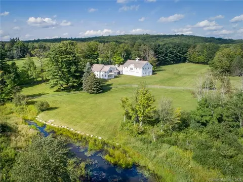 127 Cornwall Rd, Warren, CT 06754 photo 1