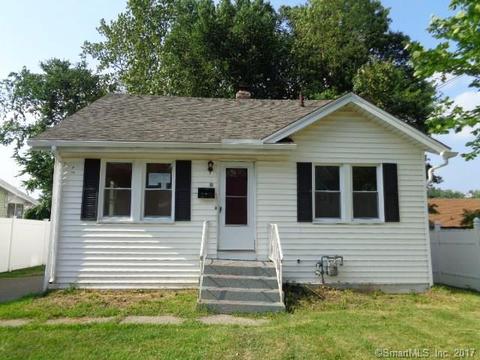 8 Wade Ave, Bloomfield, CT 06002 photo 1