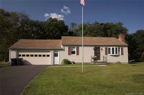 83 Driftway Rd, Danbury, CT 06811 photo 1