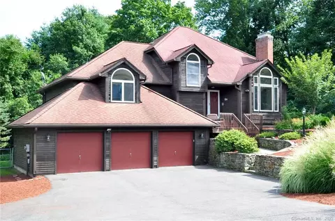 7 Ethan Dr, Windsor, CT 06095 photo 1