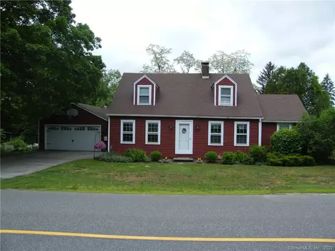 78 High St, Deep River, CT 06417 photo 1
