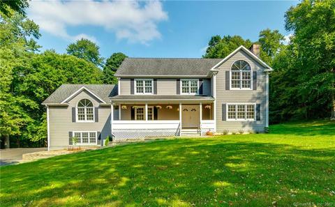 18 Manor Dr, Monroe, CT 06468 photo 1