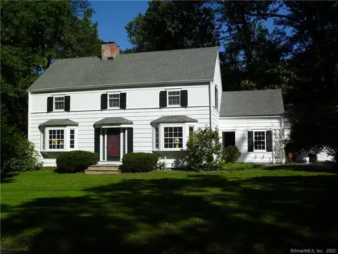 10 Rocaton Rd, Darien, CT 06820 photo 1