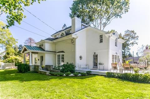 76 E Wharf Rd, Madison, CT 06443 photo 1