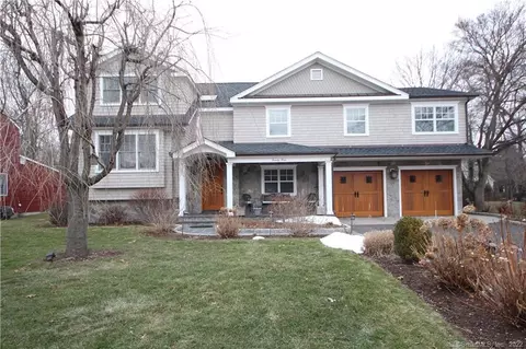 23 Lancer Rd, Riverside, CT 06878 photo 1