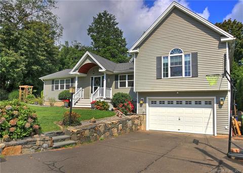 32 Maple St, Trumbull, CT 06611 photo 1