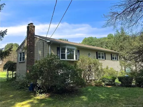 148 Kirk Rd, Hamden, CT 06514 photo 1
