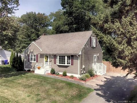 9 Guild St, Enfield, CT 06082 photo 1