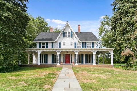 690 Old Post Rd, Fairfield, CT 06824 photo 1