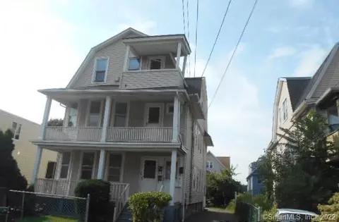78 Smith St, Bridgeport, CT 06607 photo 1