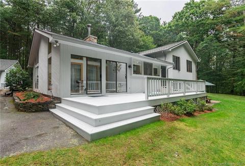 16 Eino Dr, Brooklyn, CT 06234 photo 1