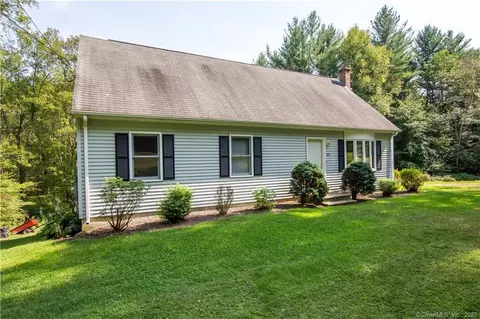 39 Webster Rd, Ellington, CT 06029 photo 1