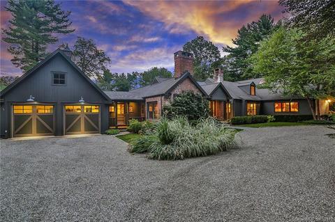 64 Lyons Plain Rd, Weston, CT 06883 photo 1