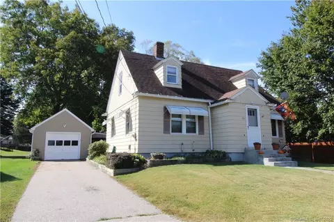 13 Everett St, Norwich, CT 06360 photo 1