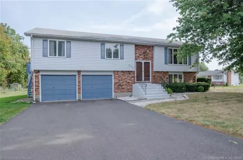 152 Morgan Cir, Wethersfield, CT 06109 photo 1