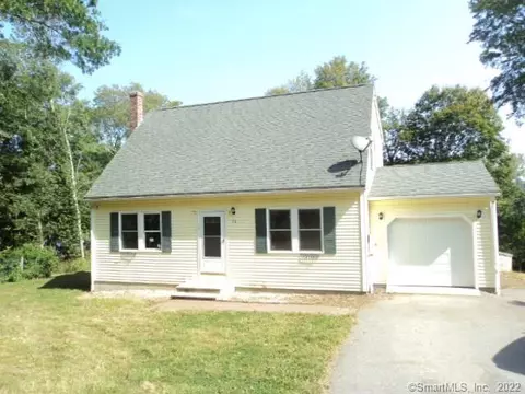 20 Buck St, Killingly, CT 06239 photo 1