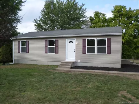 56 Lori Dr, Plainfield, CT 06374 photo 1